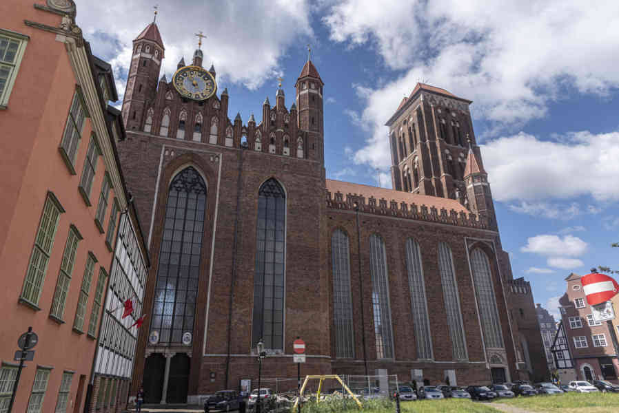 Polonia - Gdansk 036 - basílica de Santa Maria.jpg